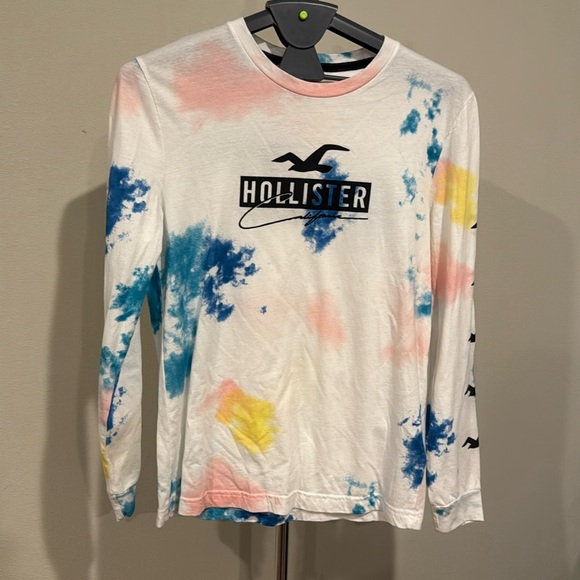 Hollister Longsleeve Tee - Picture 1 of 4